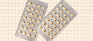 Image illustrating 'Yasmin Birth Control vs. Yaz: Which Pill Fits Your Health and Lifestyle? | Nurx'