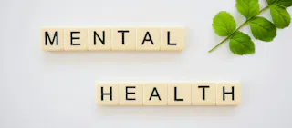 Imagen que ilustra '8 mitos vs. realidades sobre la salud mental'.